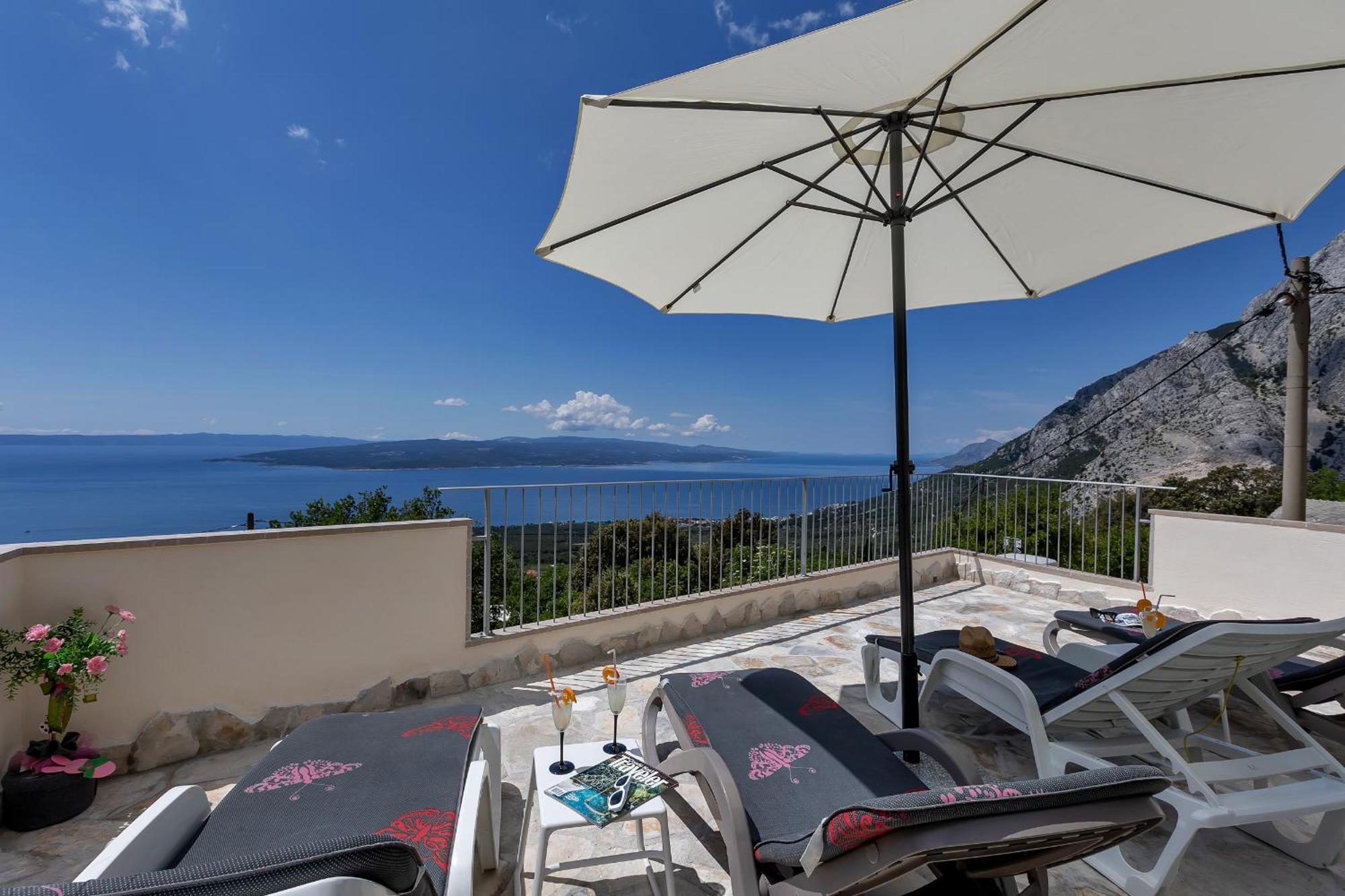 Holiday Home Marta With Heated Pool,Grill,Sea View Bast Exterior photo